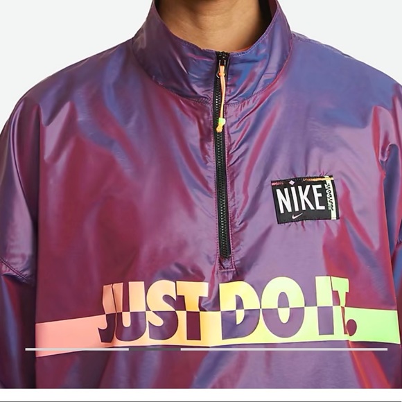 Women’s Nike Woven Pullover Jacket - Picture 6 of 6